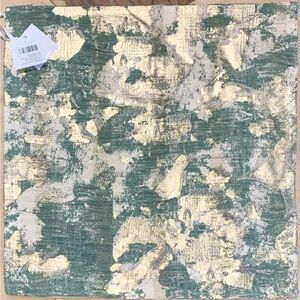 Pottery Barn Green Accent Pillow Cover 22”x22”